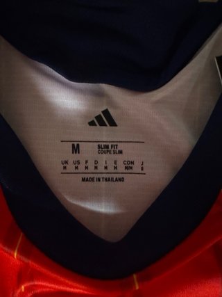 Camiseta Adidas España Talla M sin uso 1 estrella
