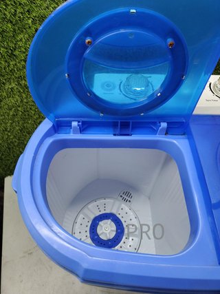 Mini lavadora portátil con centrifugado - Briebe