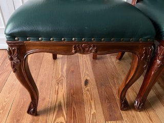 4 Sillas estilo ingles de madera maciza de caoba