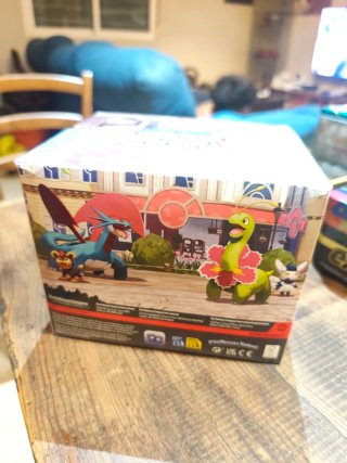 Caja exposición minilatas Pokémon