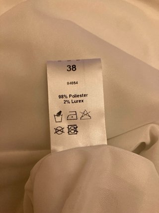 Espectacular Vestido Blanco con Encaje