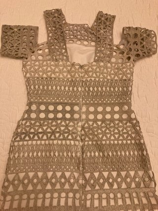Espectacular Vestido Blanco con Encaje