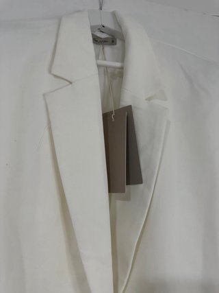 Americana blanca
