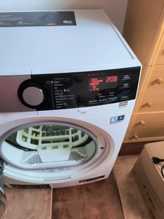 Secadora AEG 9kg