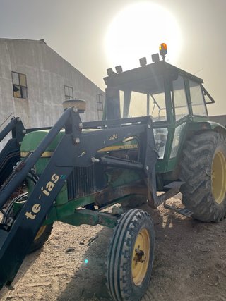 Tractor John Deere 3130
