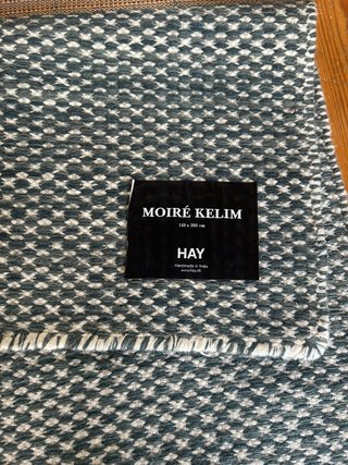 Alfombra Moiré Kilim HAY