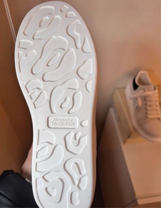 Alexander McQueen a estrenar!