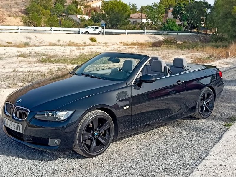 BMW Serie 3 2010 - foto 1