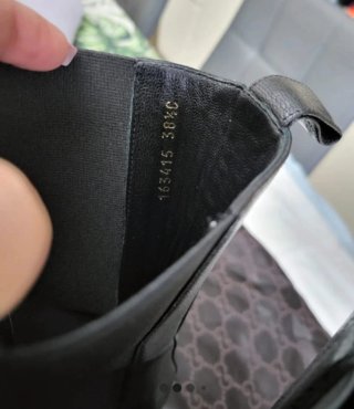 Botas Gucci Piel Negra con Hebilla