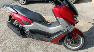 Yamaha NMAX 125 Scooter Rojo/Plata
