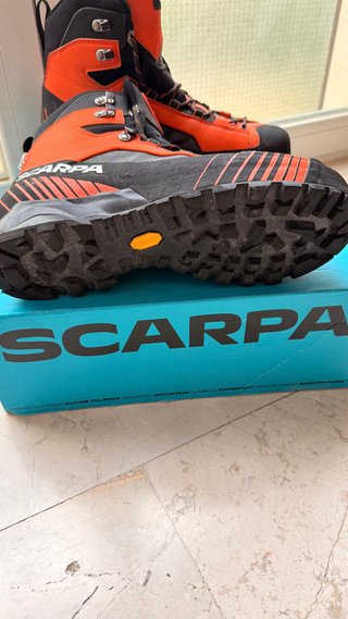 Botas Alpinismo Scarpa Ribelle Naranja/Negro