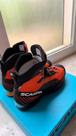 Botas Alpinismo Scarpa Ribelle Naranja/Negro