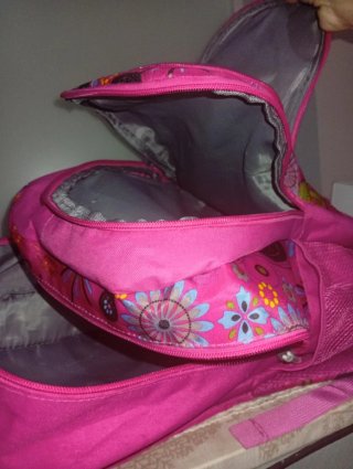 Lote escolar: Mochilas,  estuches, monedero, gorra