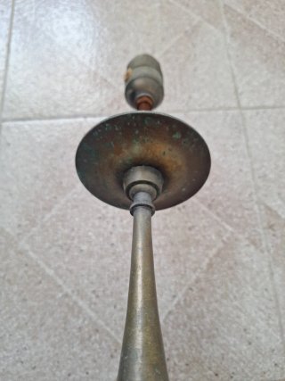 Candelabro antiguo metal