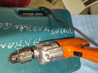 Taladro eléctrico con maletín
