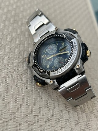 Casio Chronograph 1/100 Duro Reloj