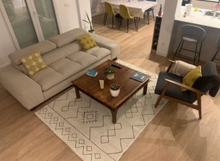 Tavolo da salotto coloniale in legno massello