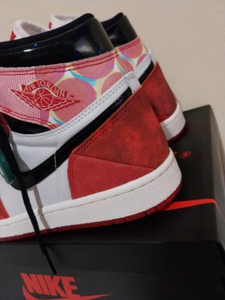 Jordan 1 Chicago Spider-Man