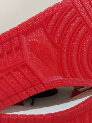 Jordan 1 Chicago Spider-Man