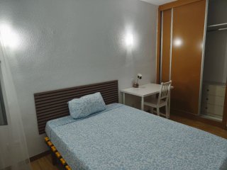 SE ALQUILA HABITACIÓN VILLA DE VALLECAS