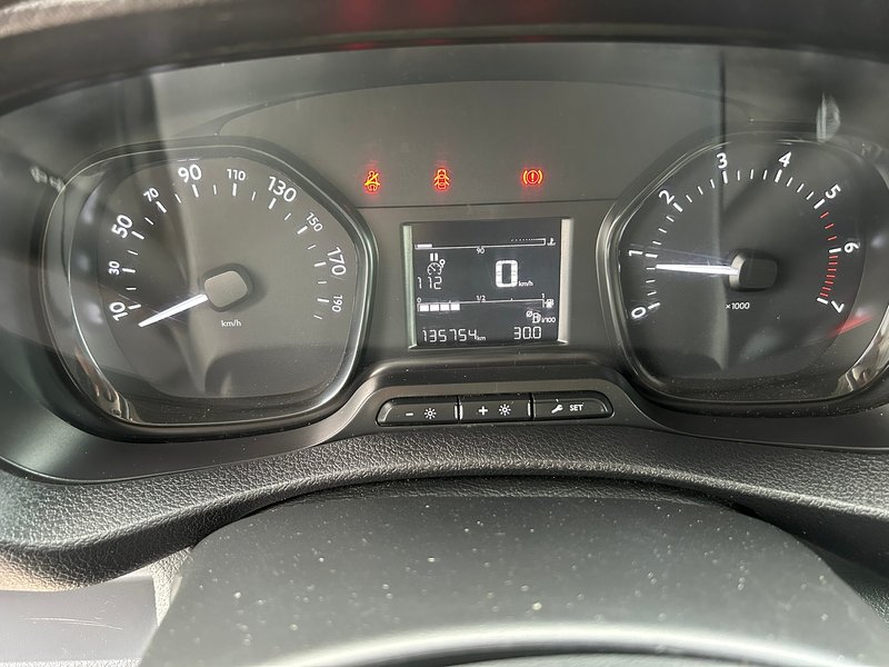 Opel Vivaro 2021, foto 12