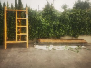 Andamio de construcción amarillo