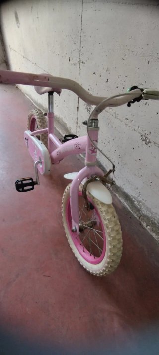 Bicicletta Hello Kitty rosa bambina