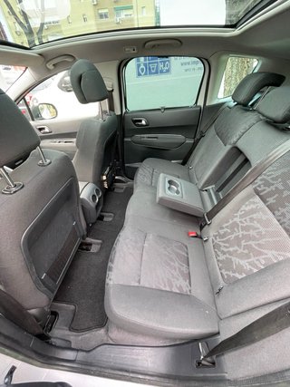 Peugeot 3008 2012
