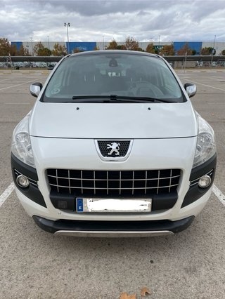Peugeot 3008 2012
