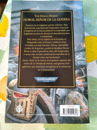 Horus, Señor de la guerra Warhammer libro