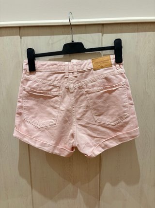 Pantalón corto vaquero rosa