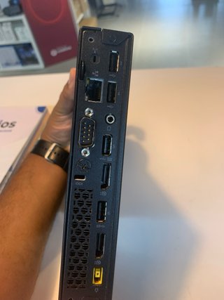 Computador usado Lenovo ThinkCentre M715q Ryzen3