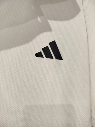 Camiseta Adidas Blanca