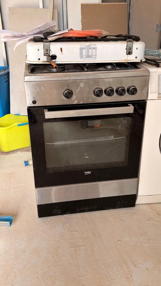 Cocina de gas 4 fuegos butano