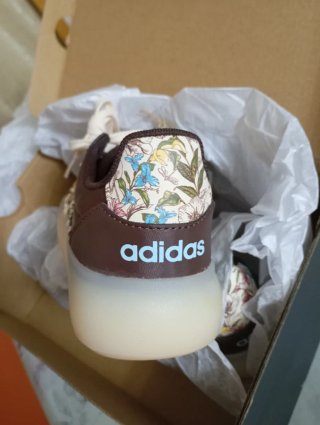 Zapatillas Adidas Barreda Decode Marrones