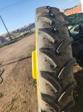 Ruedas estrechas para tractor