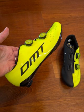 NUEVAS Zapatillas DMT R1 talla 44