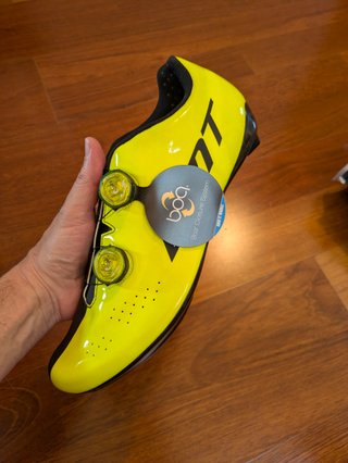 NUEVAS Zapatillas DMT R1 talla 44