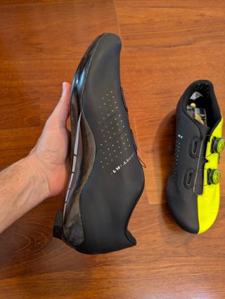 NUEVAS Zapatillas DMT R1 talla 44
