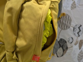 Mochila Quechua 20L Amarilla
