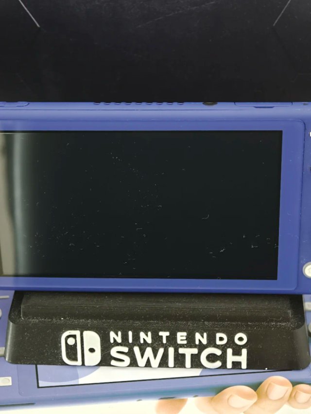 +Juegos: Nintendo Switch Lite + 128GB microSD