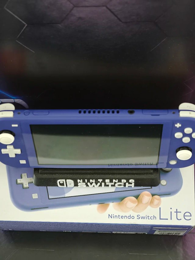 +Juegos: Nintendo Switch Lite + 128GB microSD