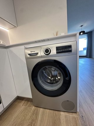 Piso en alquiler en Valdeacederas en Madrid