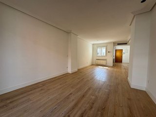 Piso en alquiler en Nueva España en Madrid