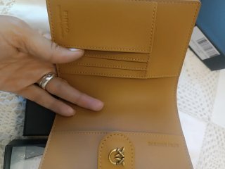 Cartera porta pasaporte piel Pinko