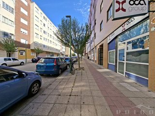 Local comercial en alquiler en AVE - Villimar en Burgos