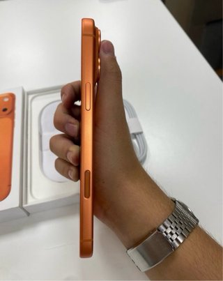 iPhone 17 Pro Max Naranja