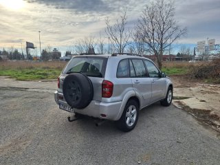 Toyota RAV4 2004
