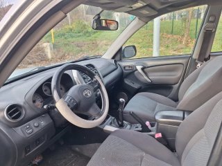 Toyota RAV4 2004