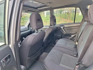 Toyota RAV4 2004